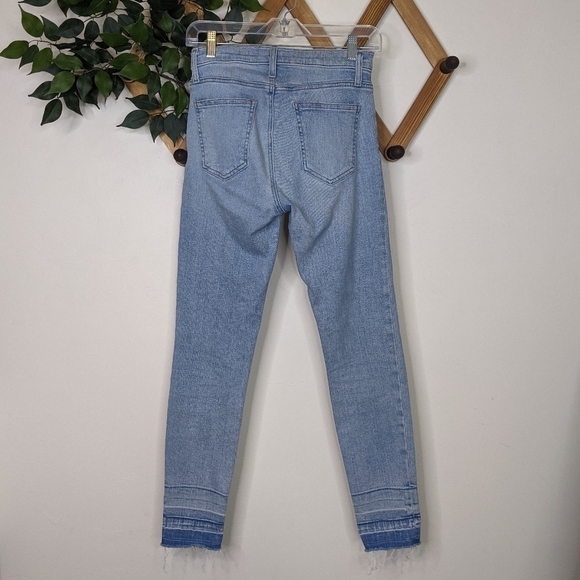 Current Elliott High Rise Light Wash Stiletto Skinny Jeans - Picture 3 of 9